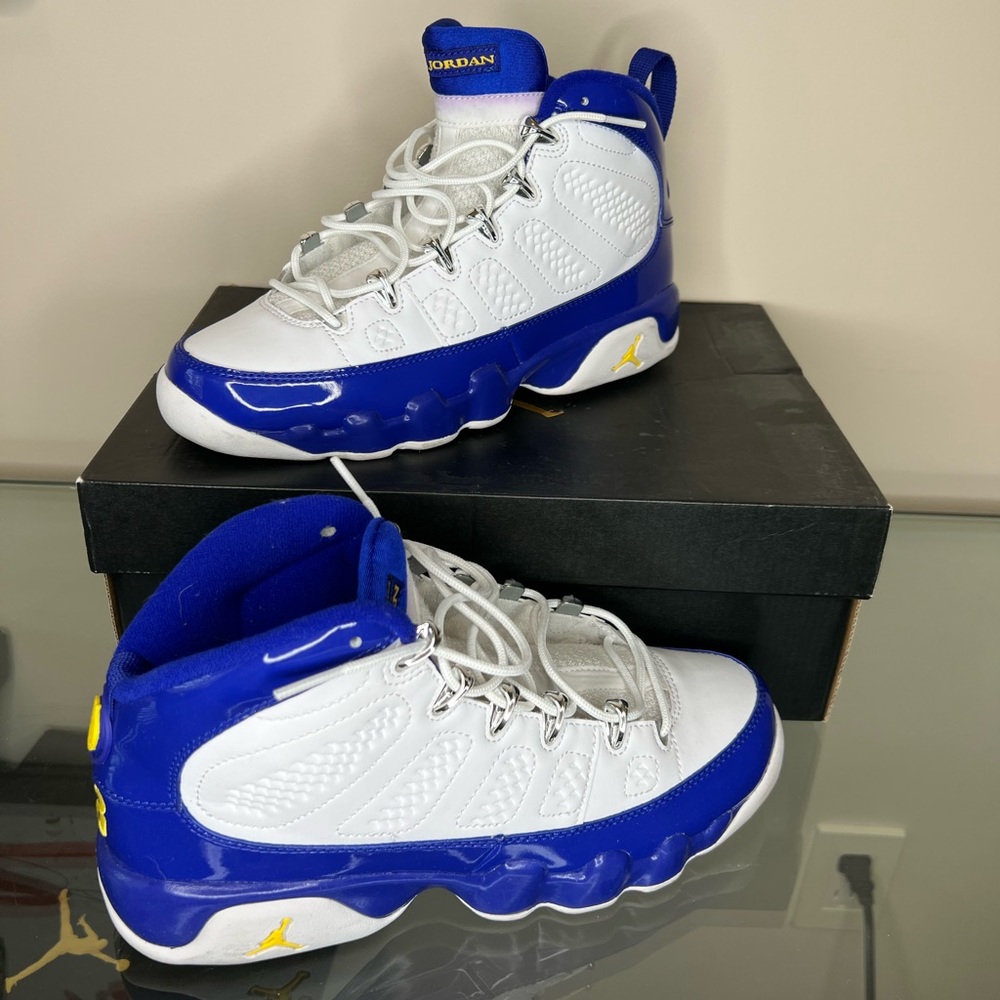 Jordan Lakers 9s great condition. Size 6y or 8w